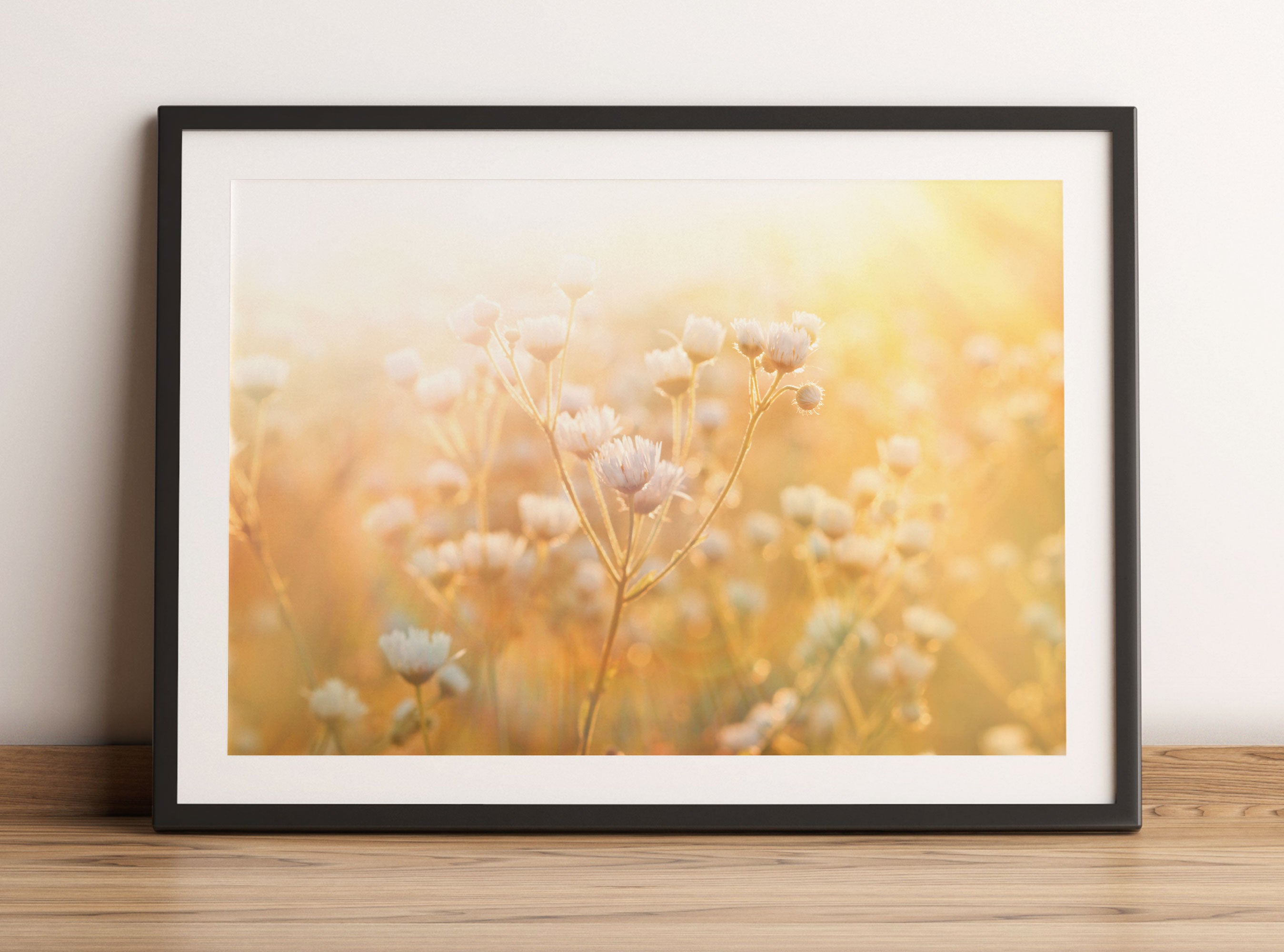Romantische Blumenwiese, Gerahmtes Bild