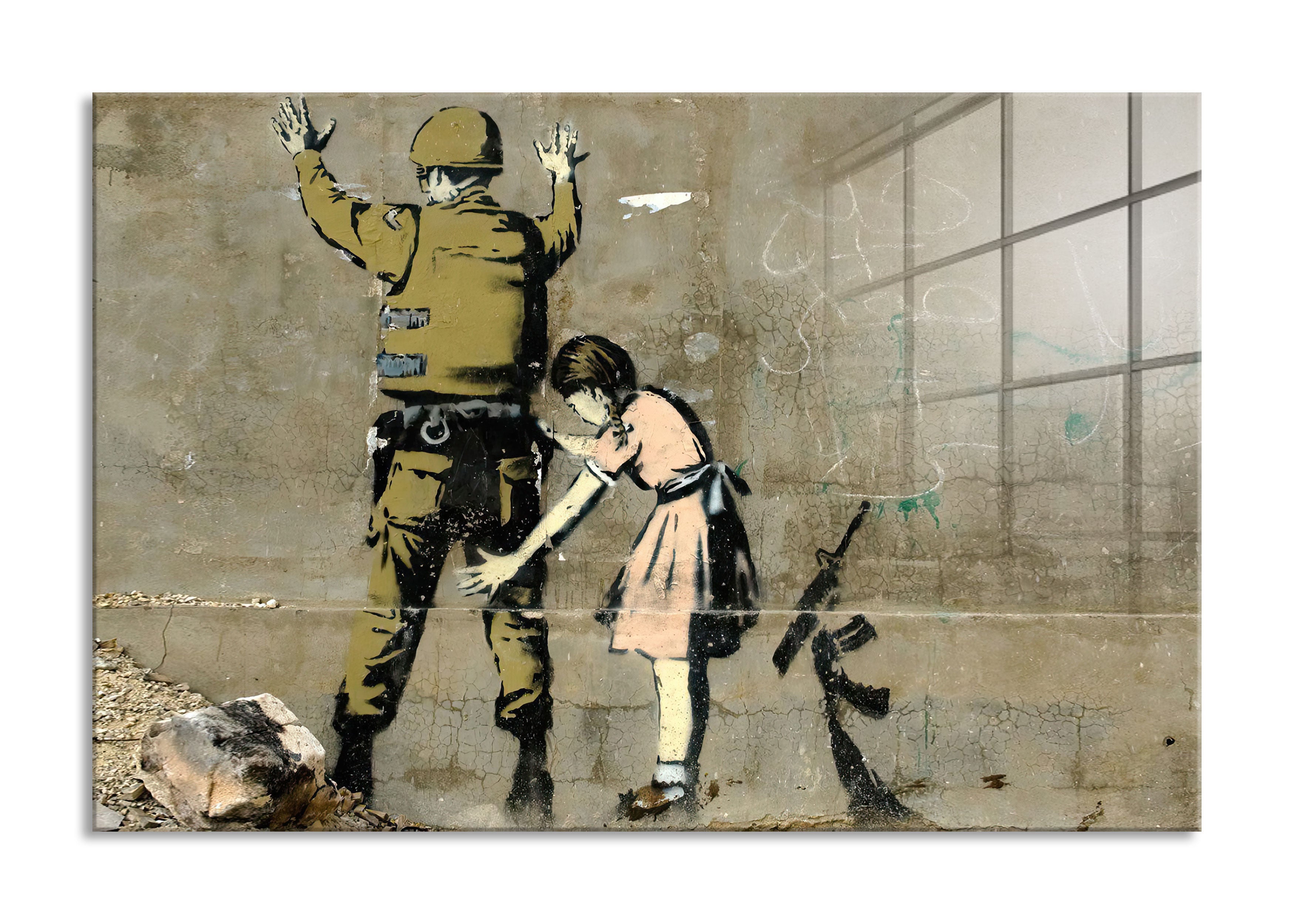 Banksy - Kind durchsucht Polizist, Glasbild