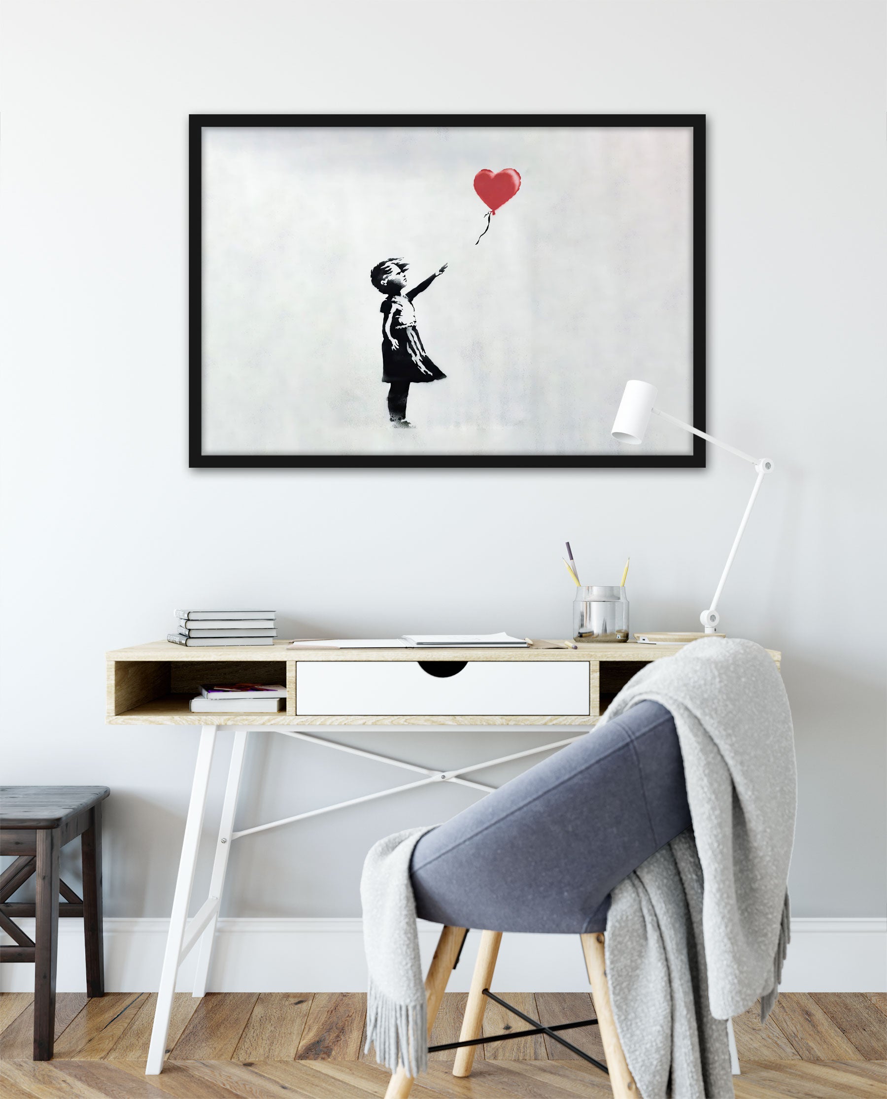 Banksy - Kind mit rotem Ballon , Poster im Rahmen