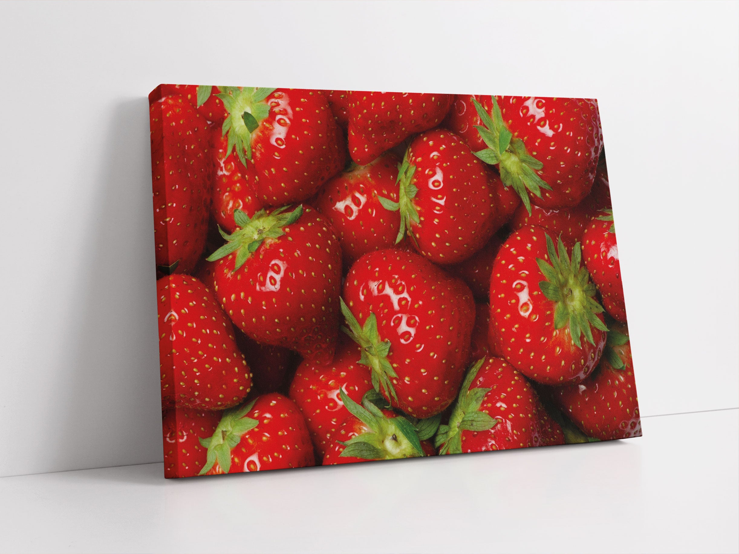 Fruchtig frische Erdbeeren Leinwandbild Studio