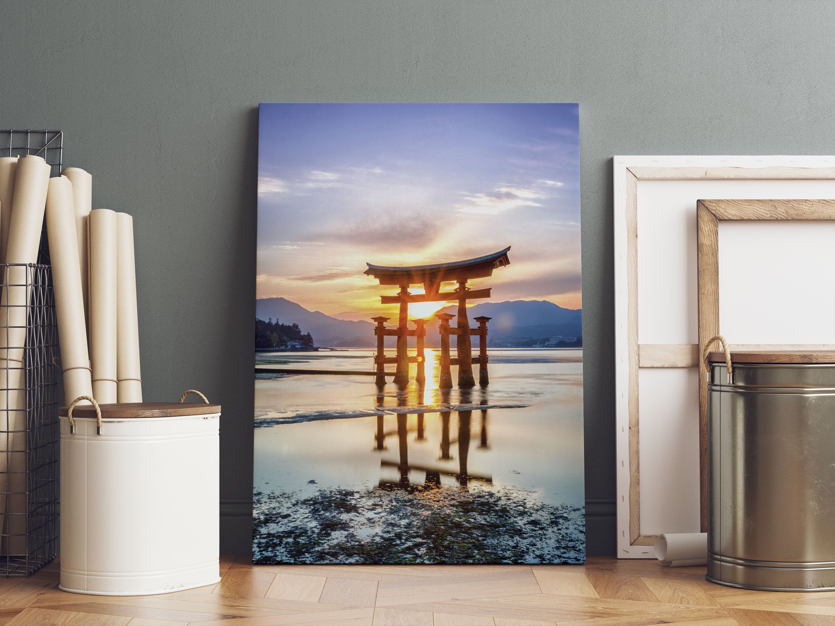 Torii Gate in Miyajima Japan Leinwandbild Sofa