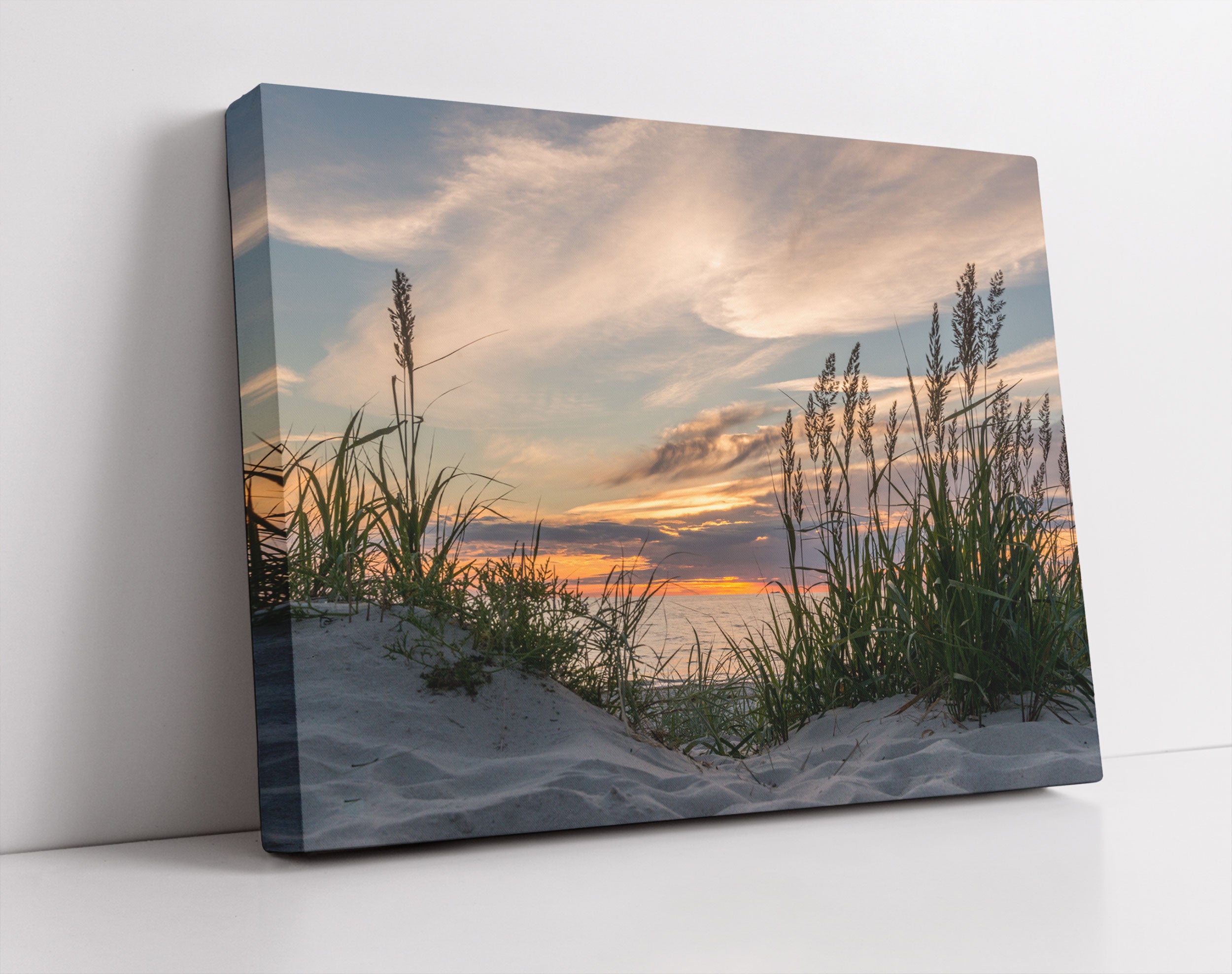 Gras am Strand bei Sonnenuntergang - Leinwandbild