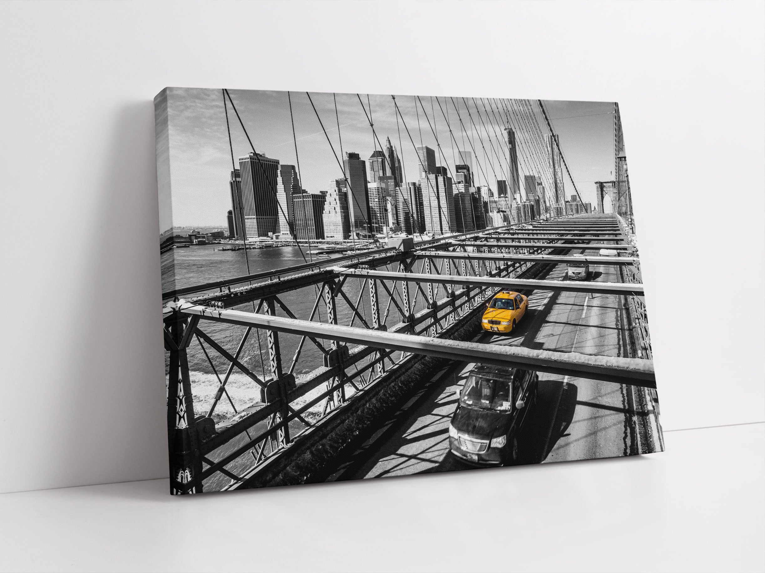 Gelbes Taxi in New York auf Brücke Leinwandbild Studio