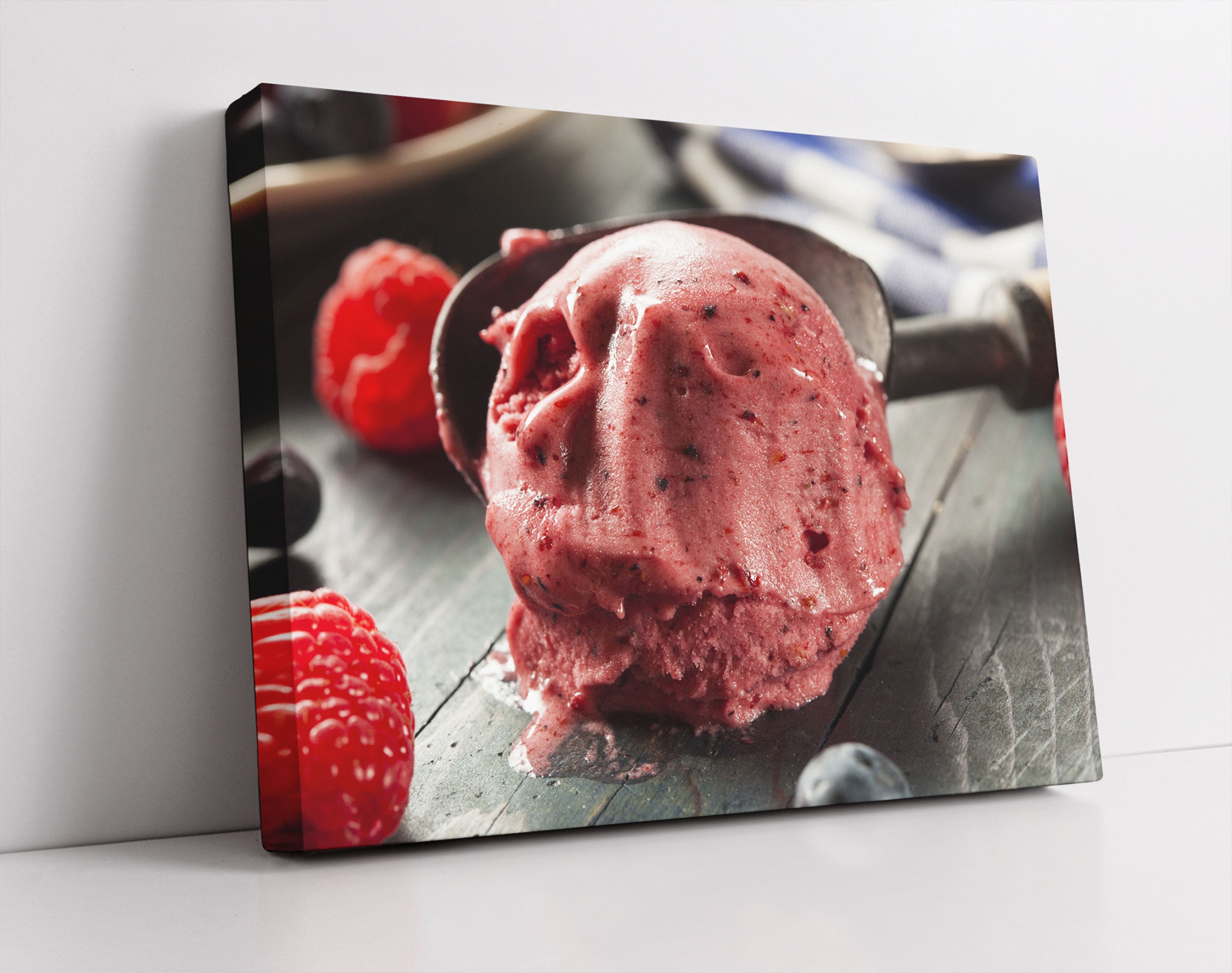 Köstliches Beeren Eis - Leinwandbild