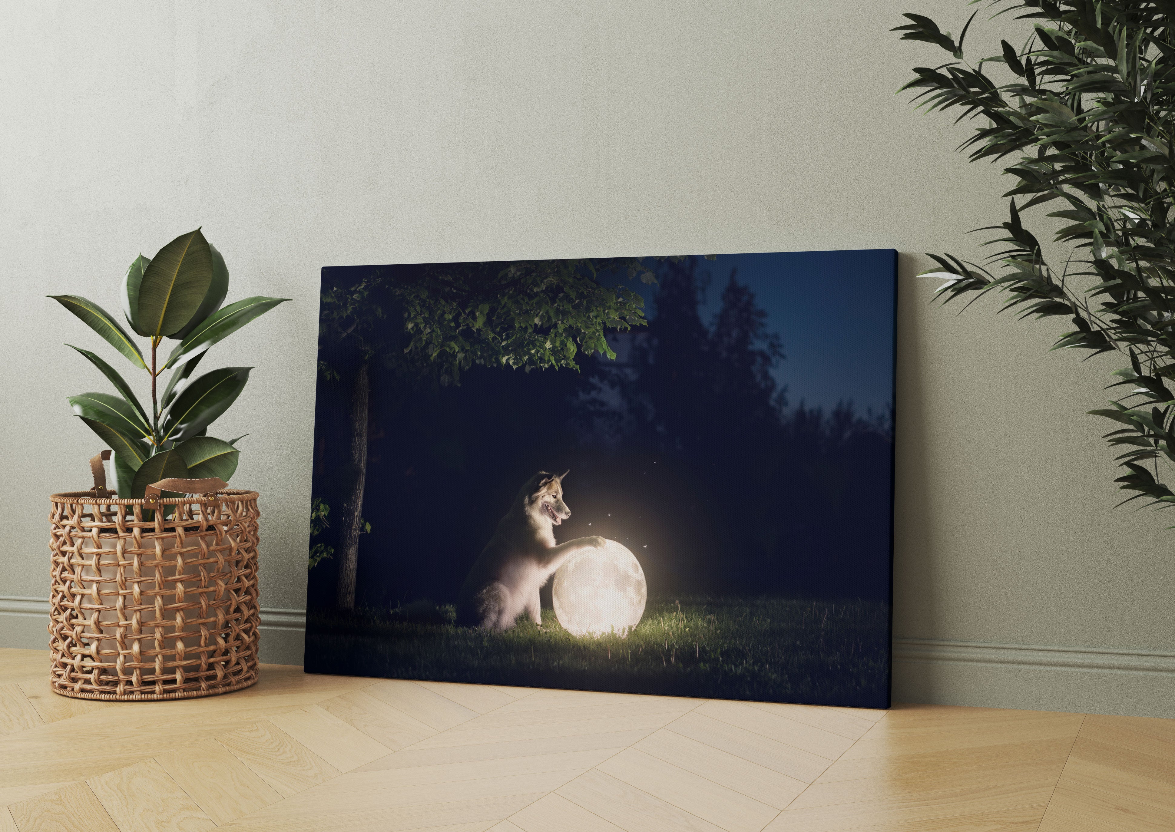 Hund mit leuchtendem Mond bei Nacht Leinwandbild Wohnzimmer