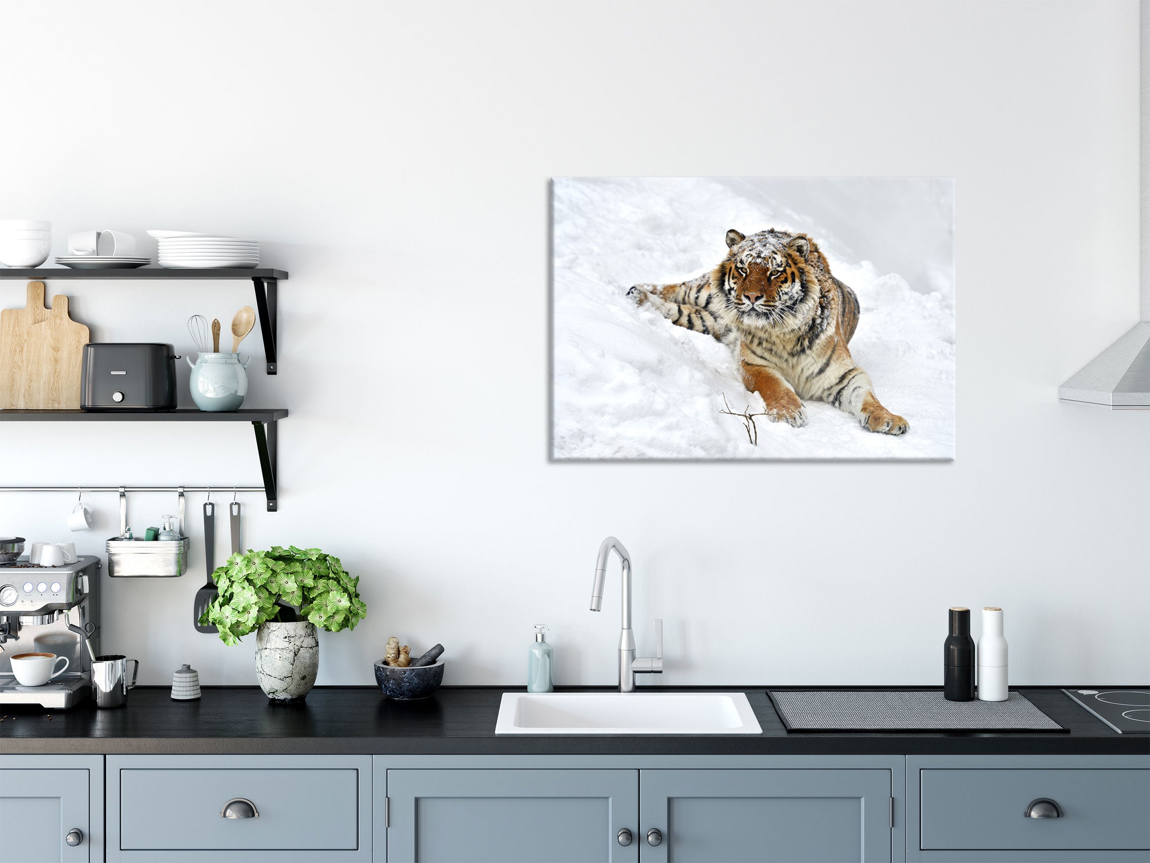 Amur Tiger im Schnee, Glasbild