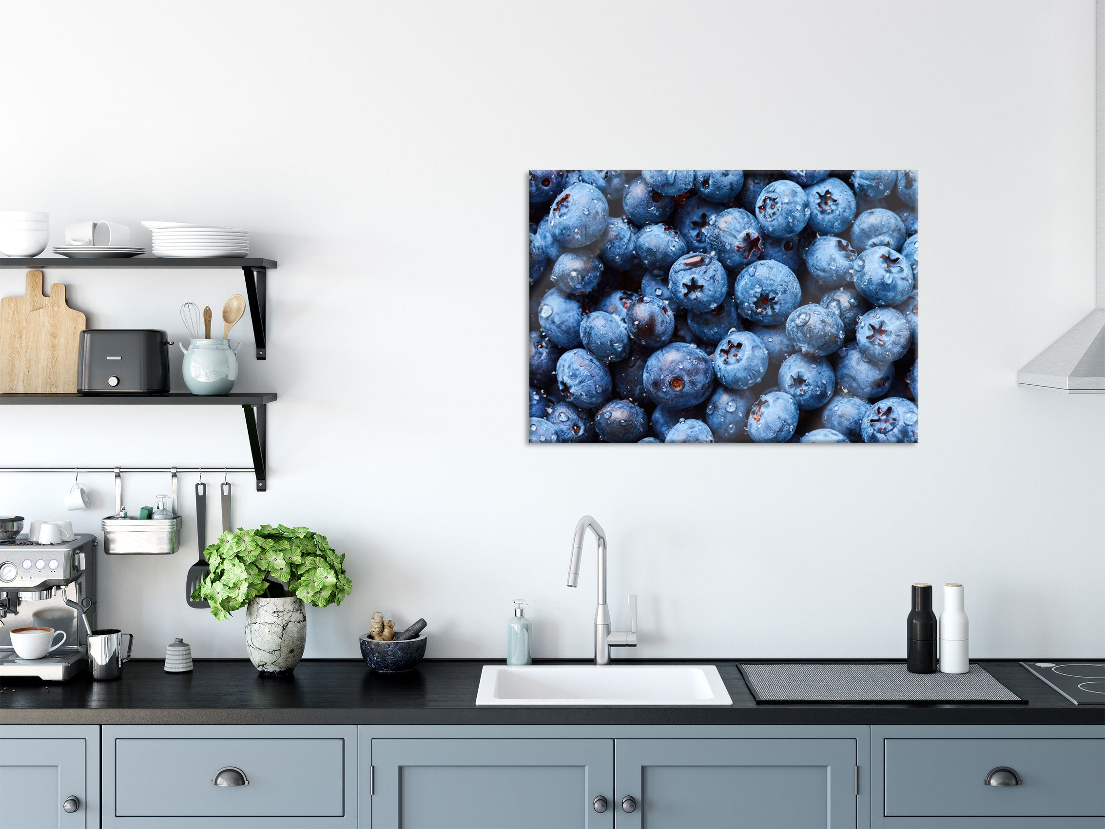 Blaubeeren mit Wassertropfen, Glasbild