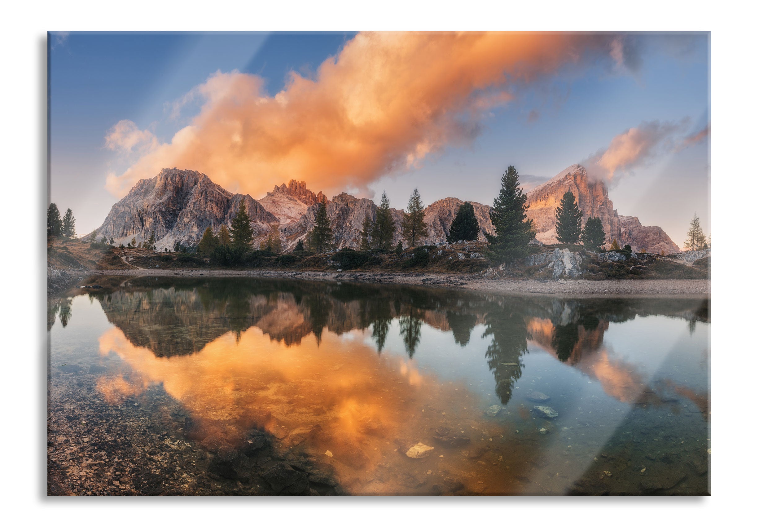 bunte Dolomiten am See Limides, Glasbild