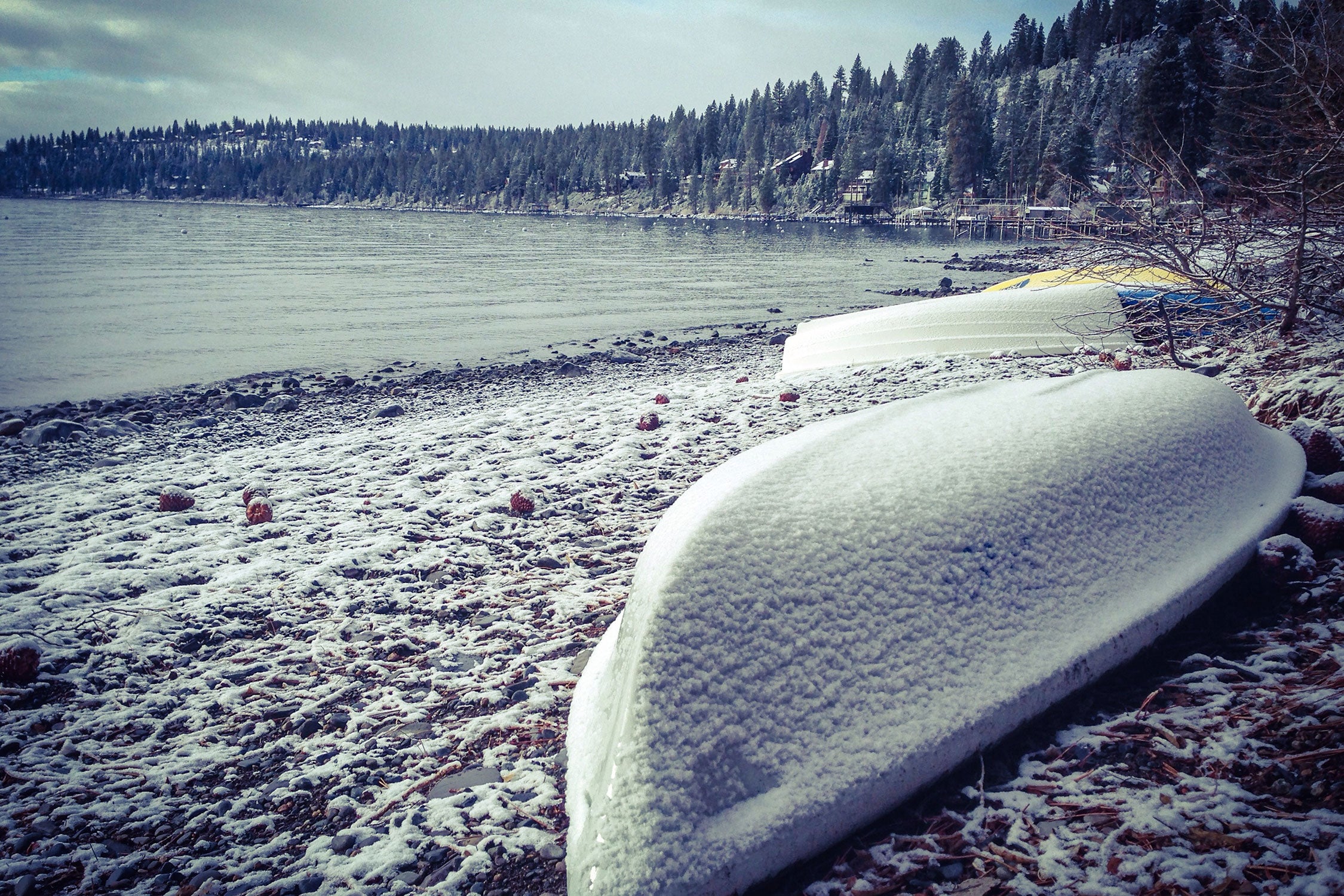 Boote im Winter, Glasbild