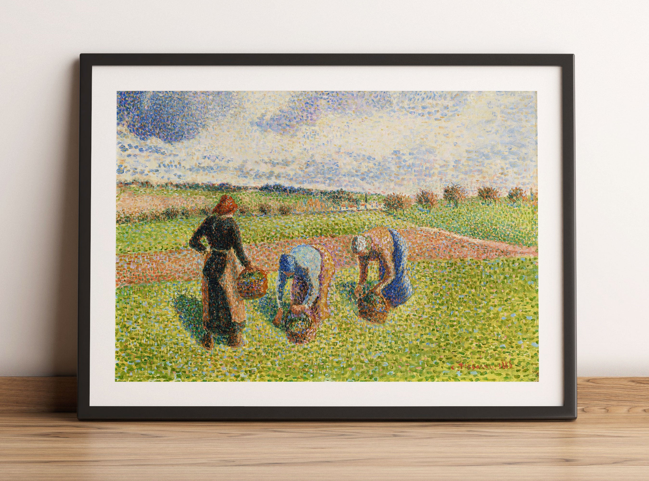 Camille Pissarro - PAYSANNES RAMASSANT DES HERBES ÉRAG, Gerahmtes Bild