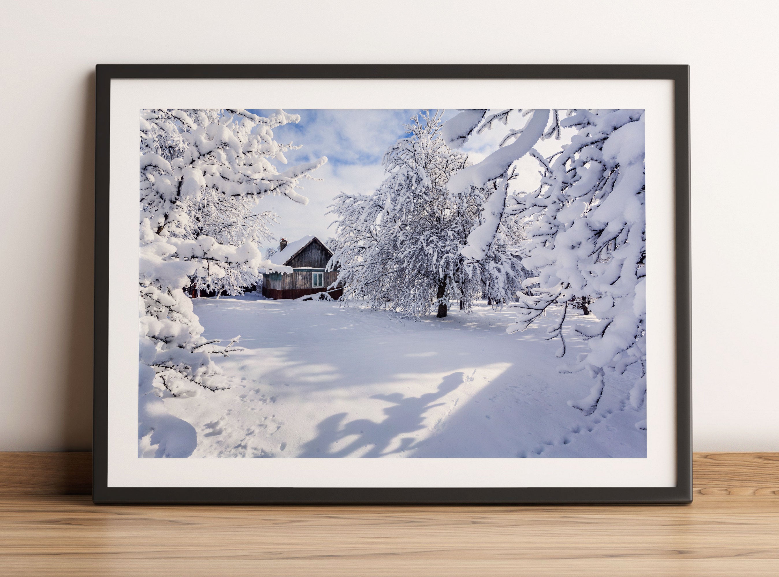 Winterlandschaft mit Hütte, Gerahmtes Bild