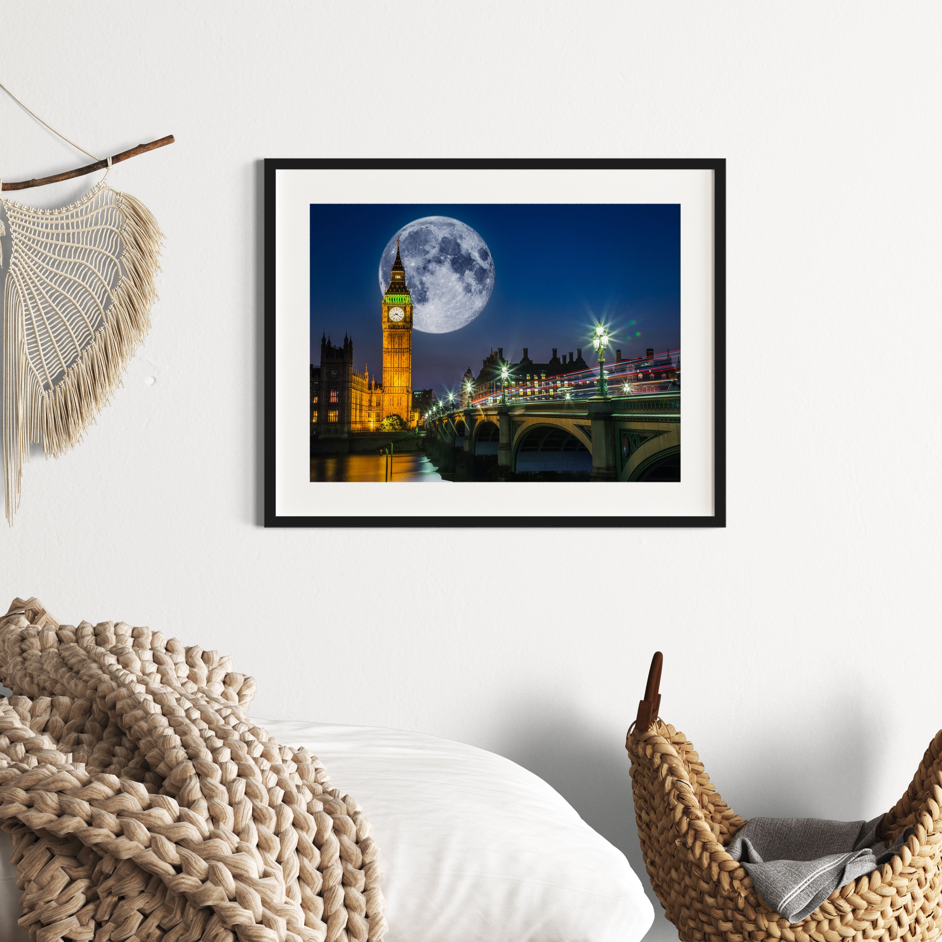 Big Ben vor Mond in London, Gerahmtes Bild