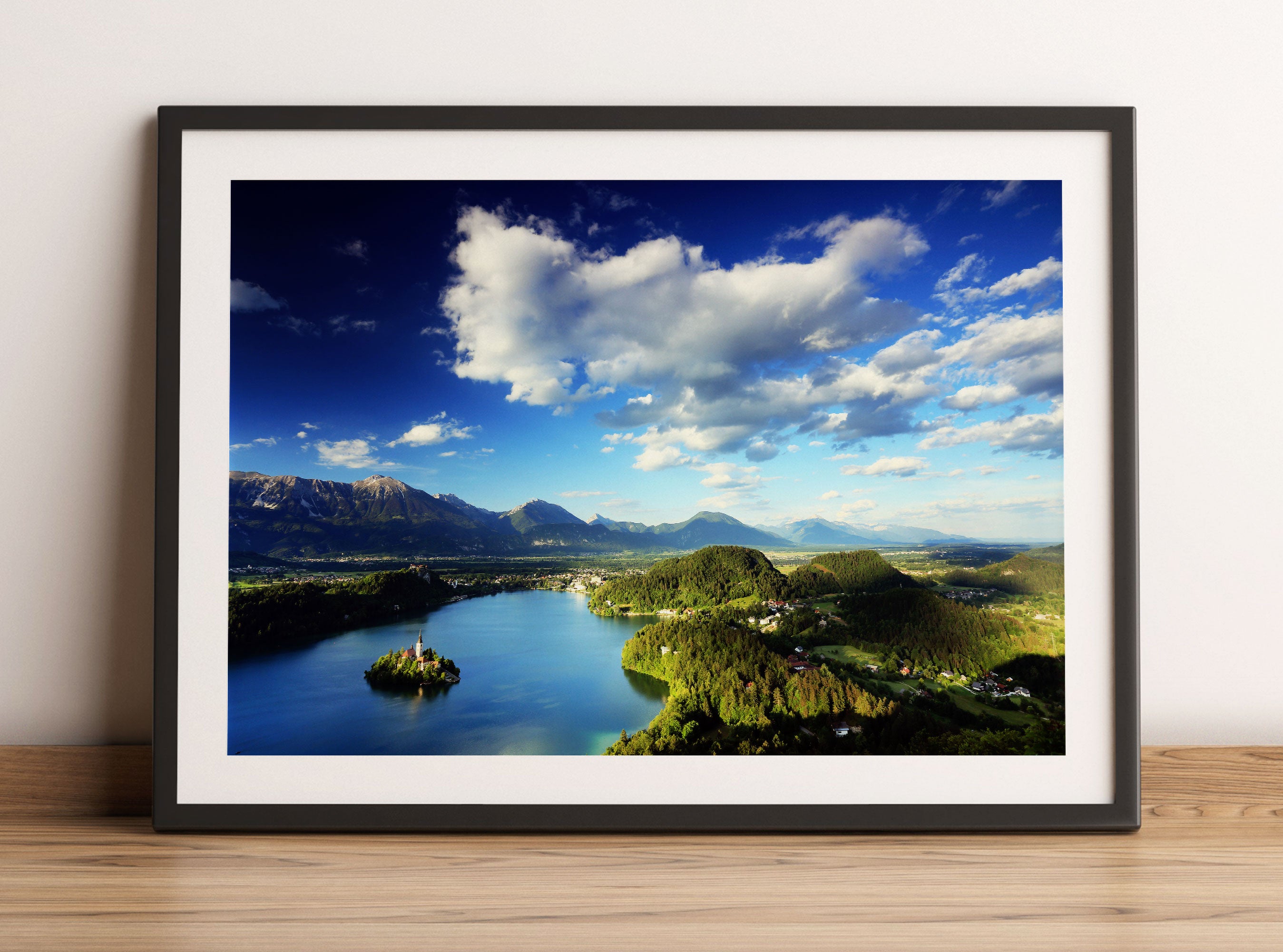 Atemberaubende Seen Landschaft, Gerahmtes Bild